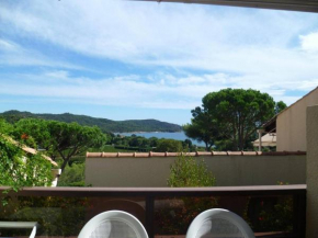 Appartement 3 pièces climatisé avec piscine, tennis, parking à La Croix-Valmer - FR-1-226B-152